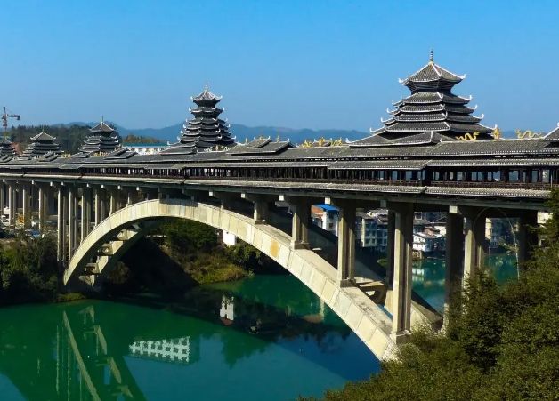 the-Liangzhou-Wind-and-Rain-Bridge